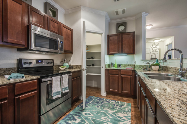 Images Orion Prosper Apartments