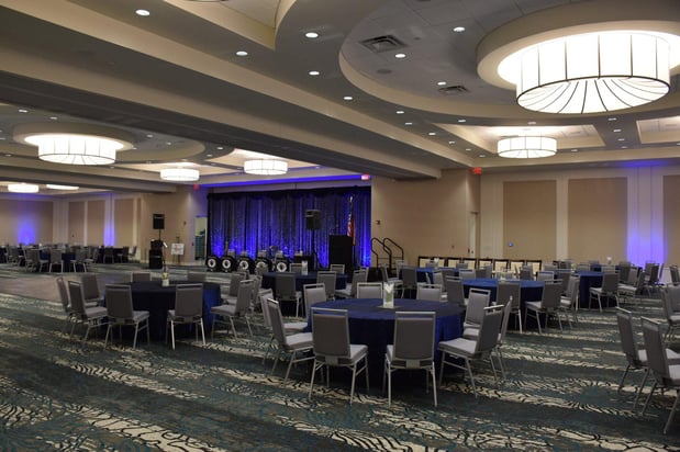 Images Holiday Inn Cincinnati N - West Chester by IHG