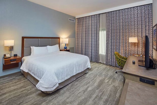 Images Hampton Inn & Suites Sacramento at CSUS