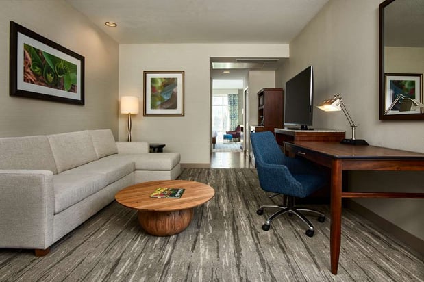 Images Hilton Garden Inn Nashville Downtown/Convention Center