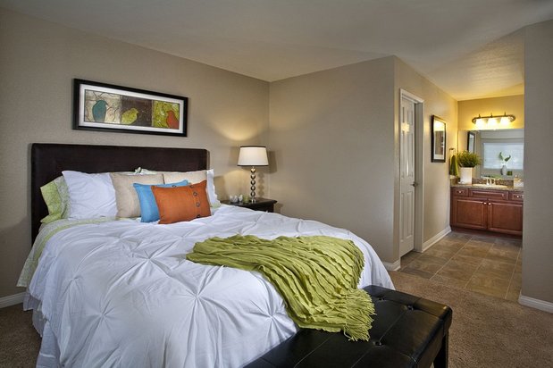 Images Montecito Apartments