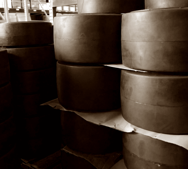 Images Forklift Tire Company, Inc.