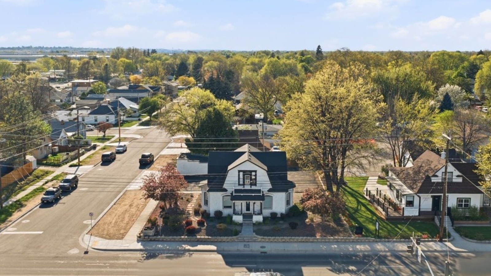 Trust a top Boise real estate agency to guide you through buying, selling, or investing with a proven process designed for efficiency and success.