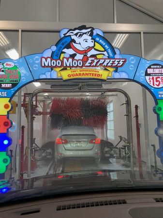 Images Moo Moo Express Car Wash - Northland