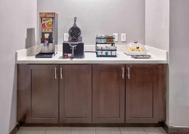 Images Staybridge Suites Plano - Richardson Area by IHG