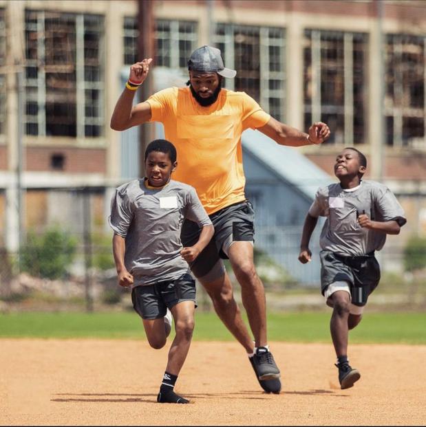 Images Fred White: Allstate Insurance