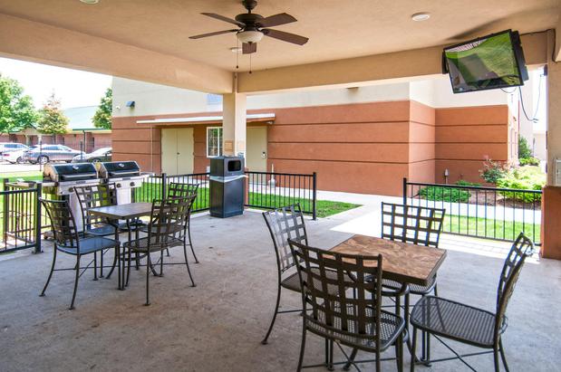 Images Candlewood Suites Baton Rouge - College Drive by IHG