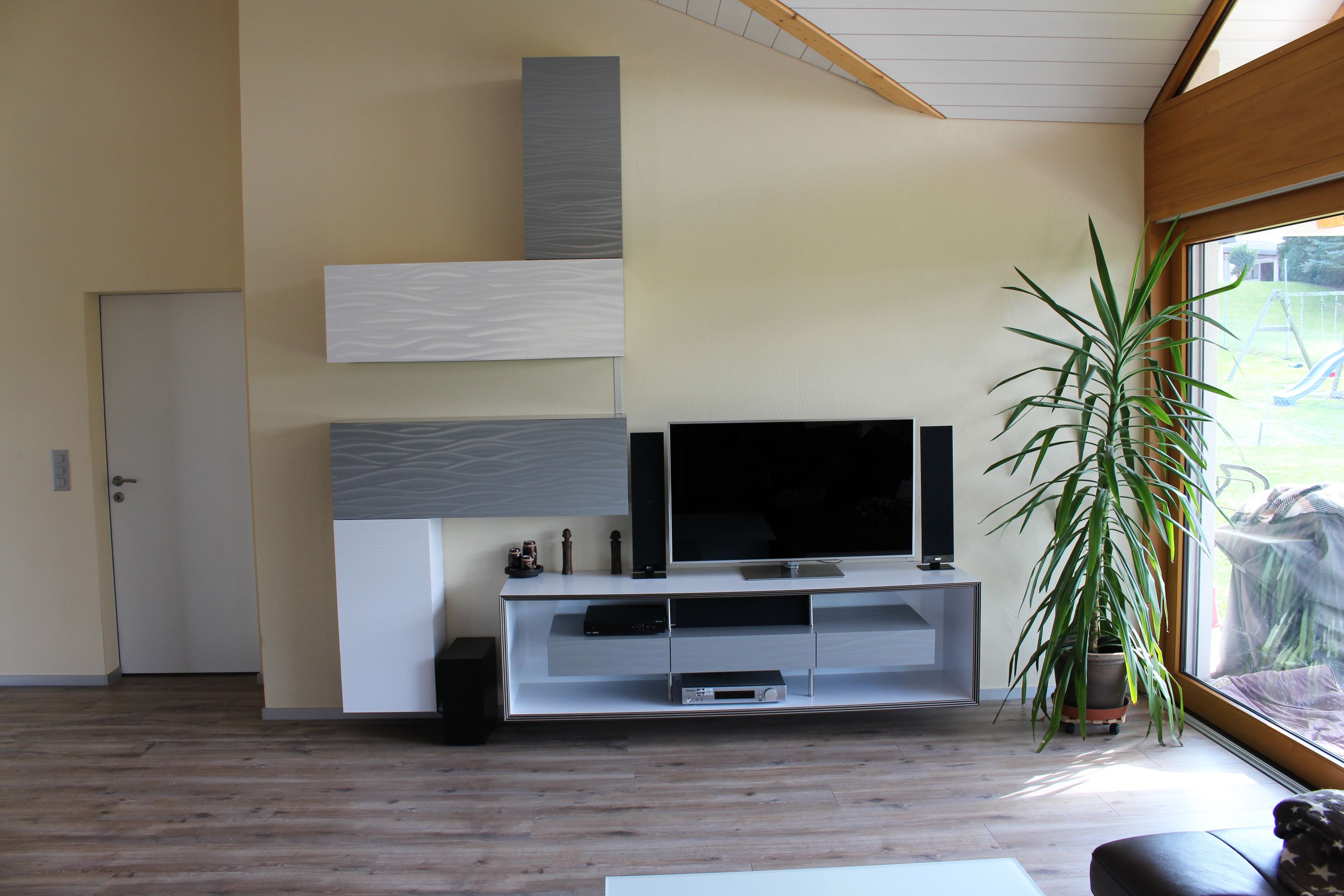 Bilder Agencements Sanchez & Zwahlen Sàrl