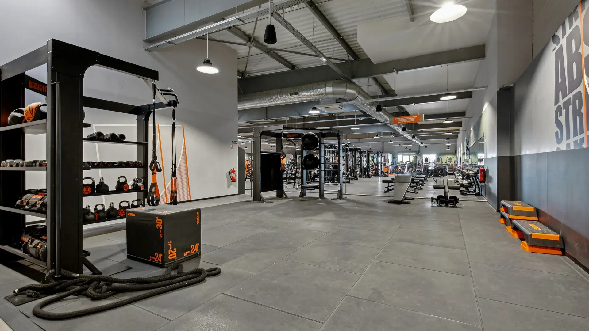 Images Basic-Fit 24/7