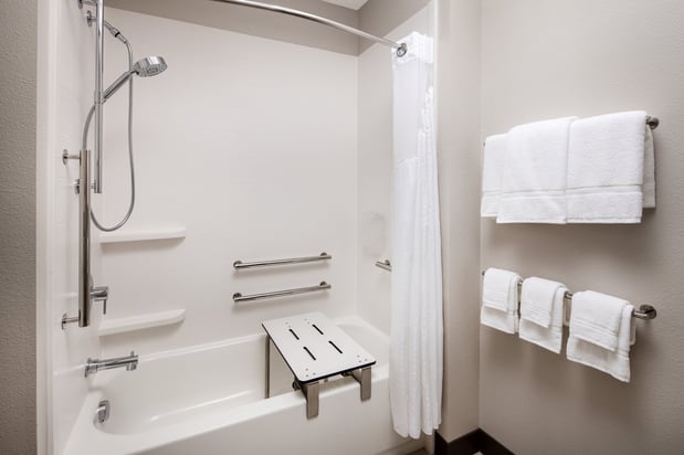 Images Holiday Inn Express & Suites Ft Myers Beach-Sanibel Gateway by IHG