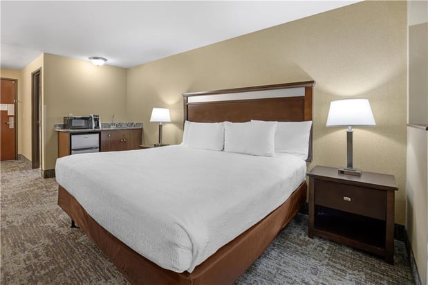 Images Best Western Plus Prairie Inn