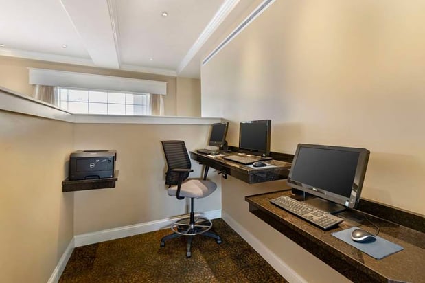 Images Best Western Plus Longbranch Hotel & Convention Center