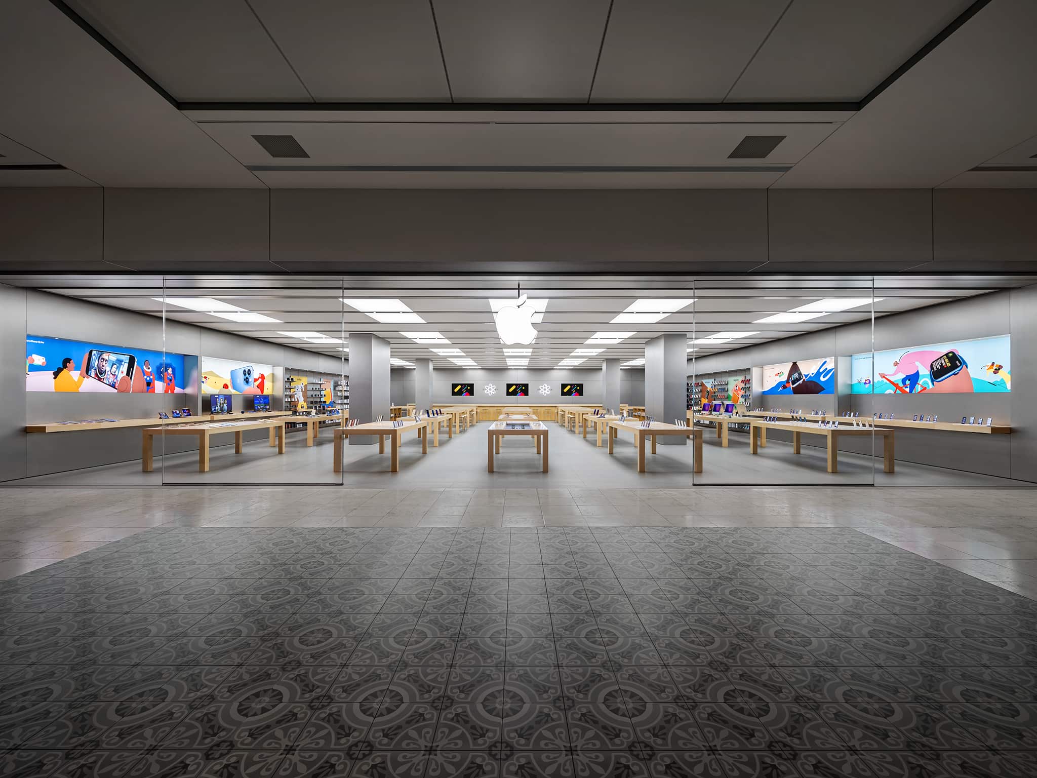 Apple Rhein Center, Rhein Center Köln-Weiden in Köln