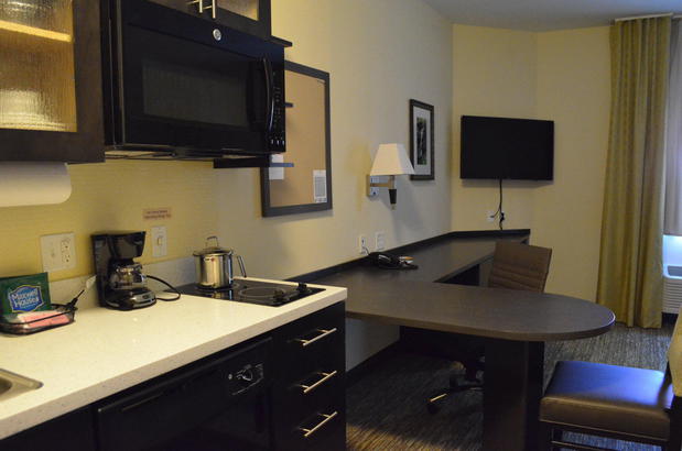 Images Candlewood Suites San Antonio Airport by IHG