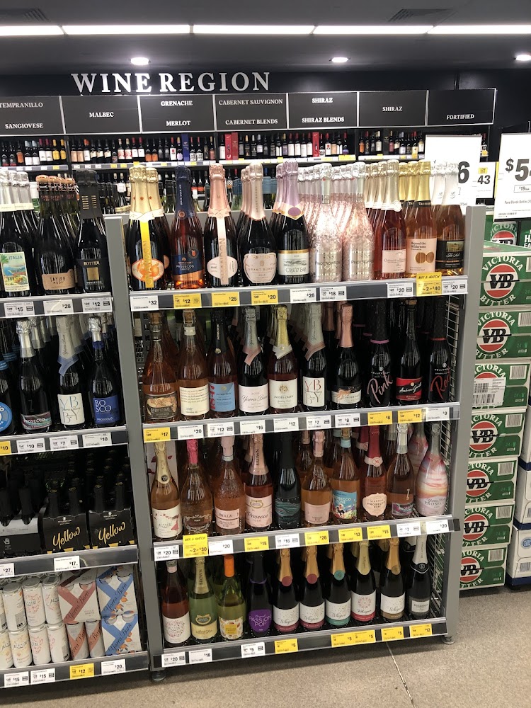 Images Liquorland Moonee Beach