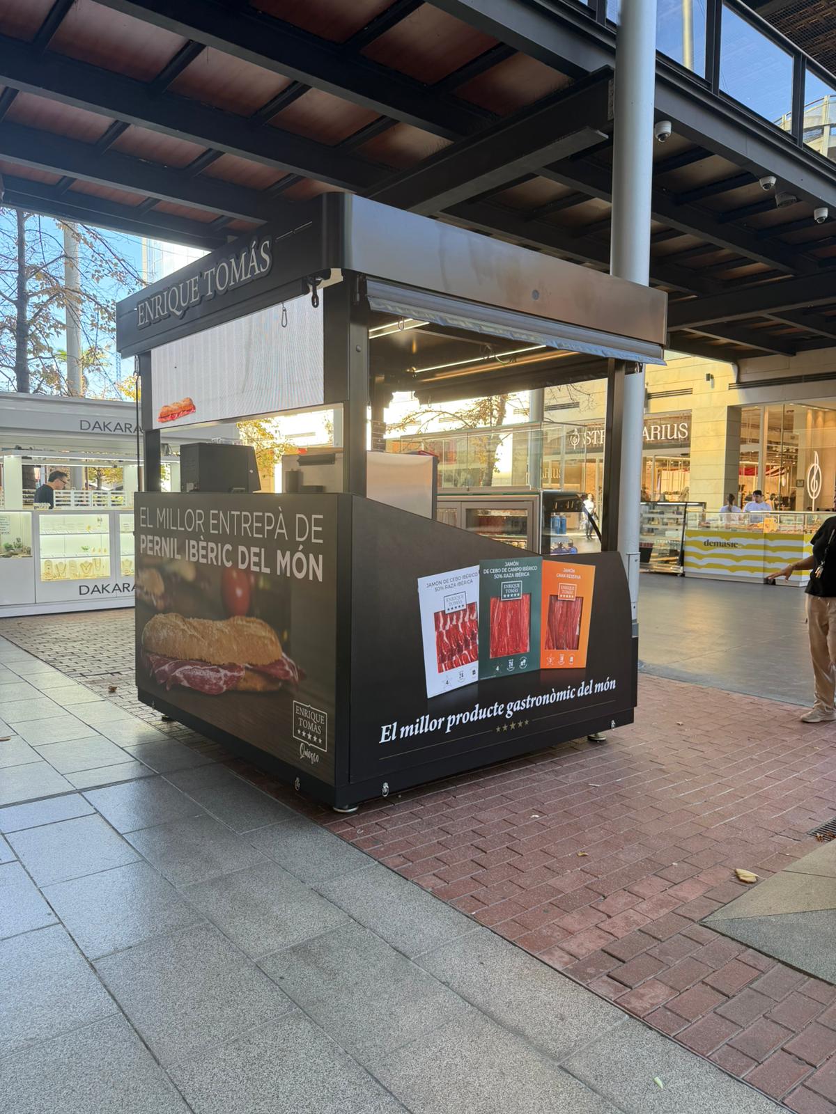 Images Quiosco Enrique Tomás Maquinista