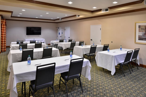 Images Staybridge Suites Las Cruces by IHG