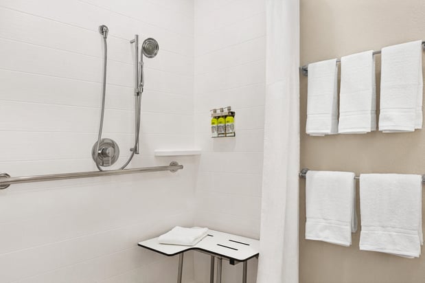 Images Holiday Inn Express & Suites Mission-McAllen Area by IHG