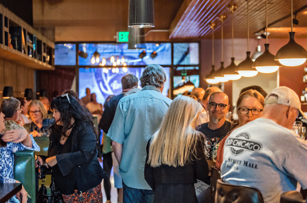 Images Velvet Elk Lounge
