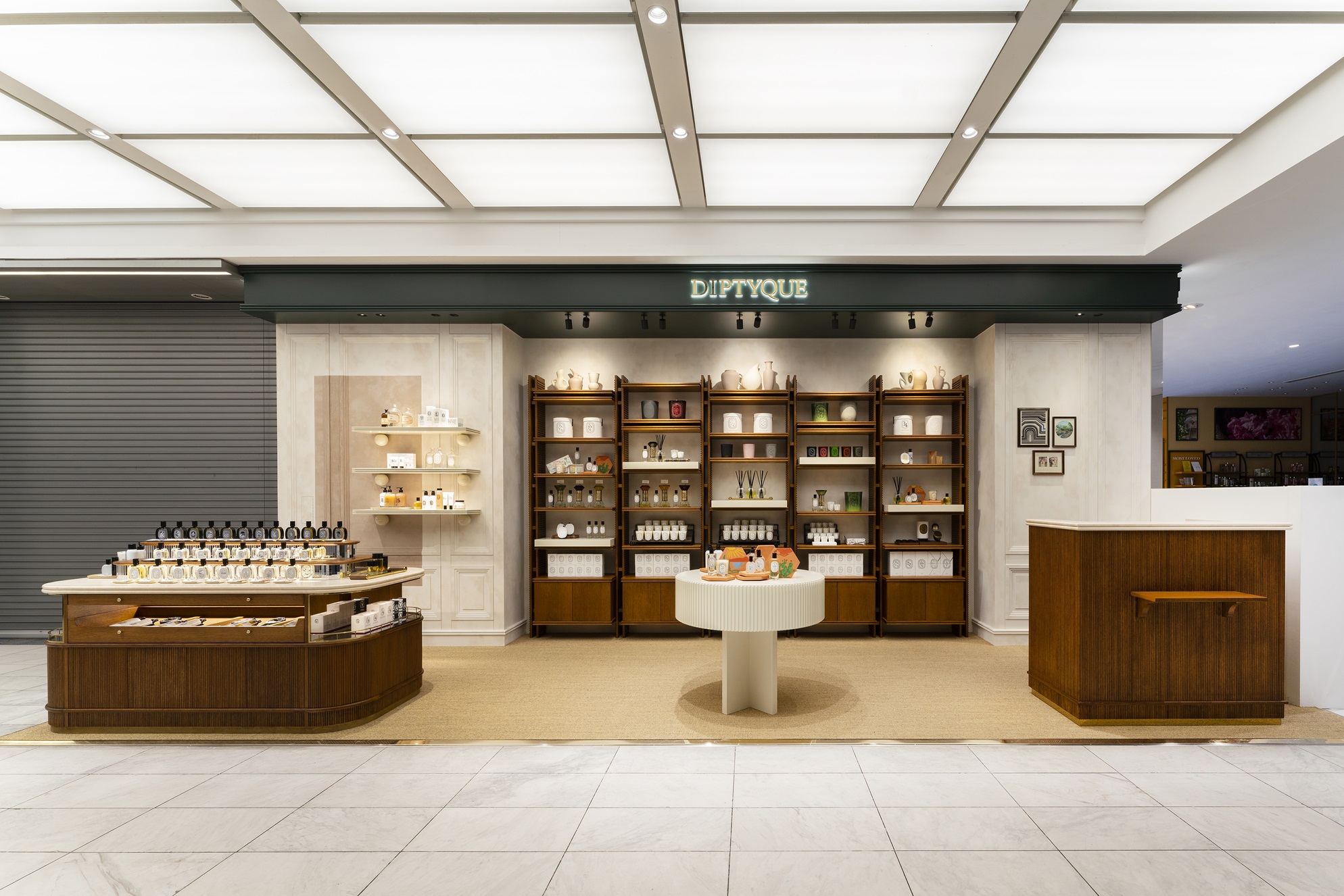 Store Image of diptyque location