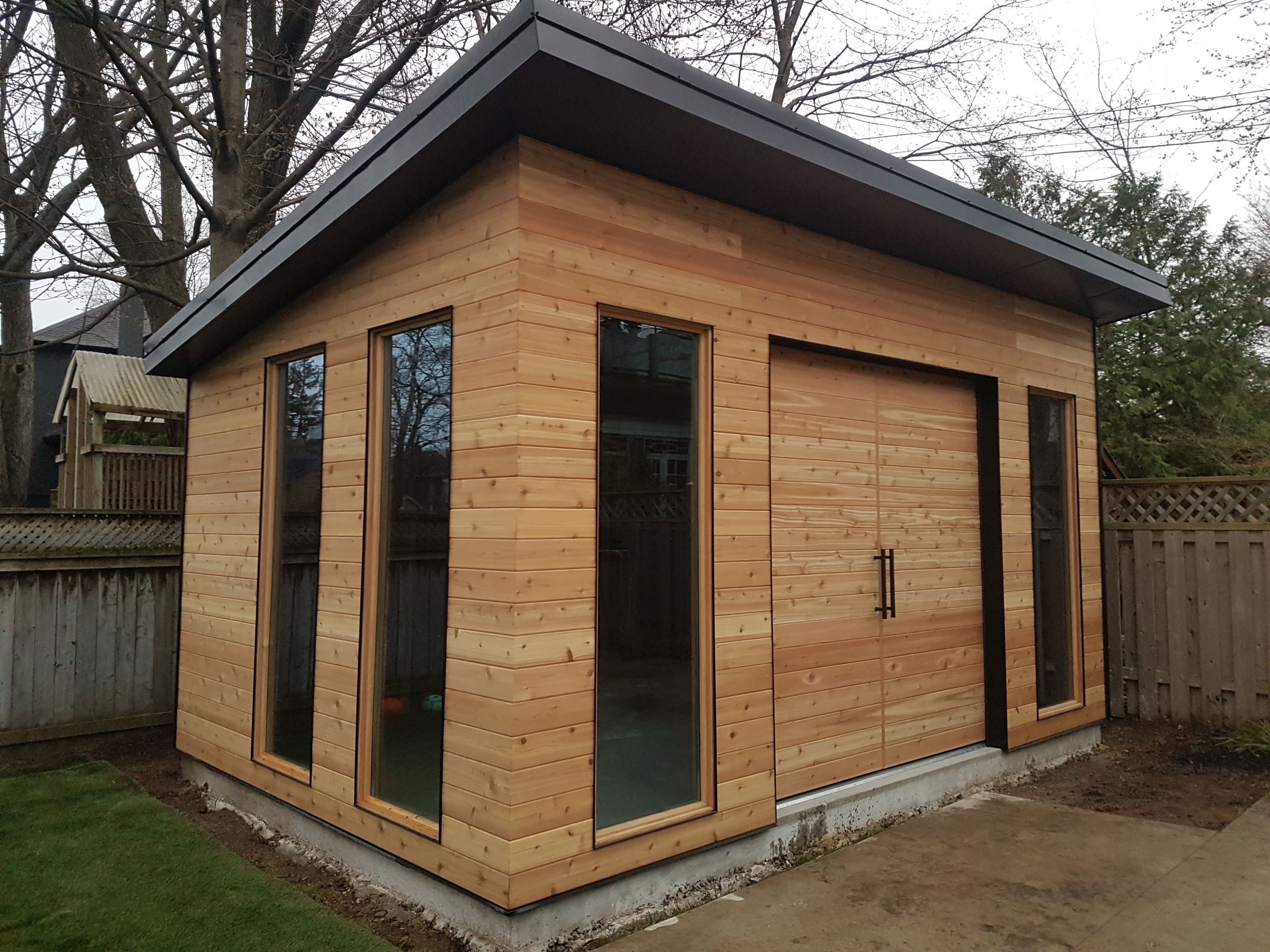 Images M. C. WOOD INC.