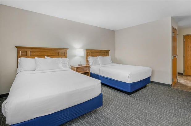 Images SureStay Plus by Best Western Elizabethtown Hershey