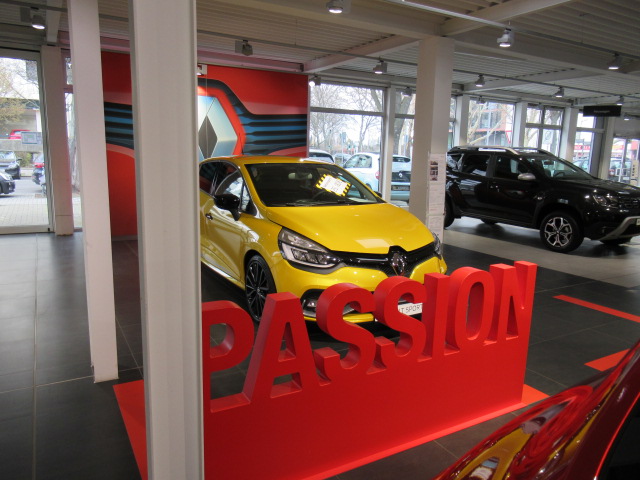 Renault Retail Group Reinickendorf innen Passion