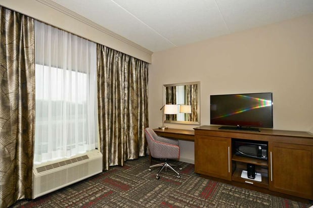 Images Hampton Inn Pulaski