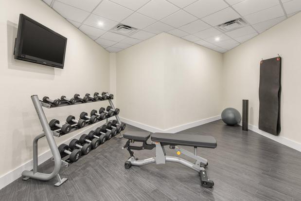 Images Crowne Plaza Orlando - Lake Buena Vista by IHG