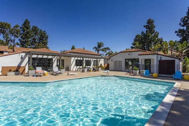 Images La Jolla Blue Apartments