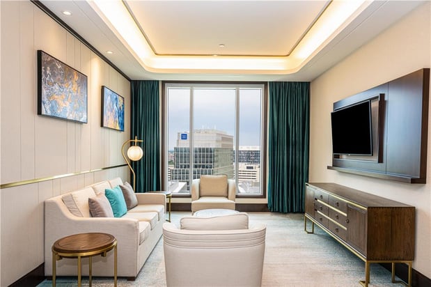 Images Blossom Hotel Houston, Curio Collection by Hilton