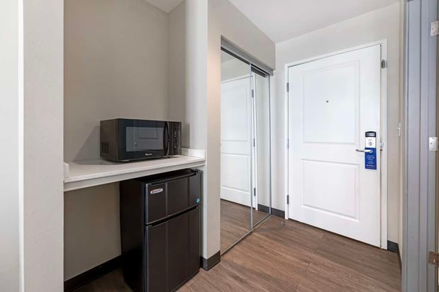 Images Best Western Plus Executive Residency Marion