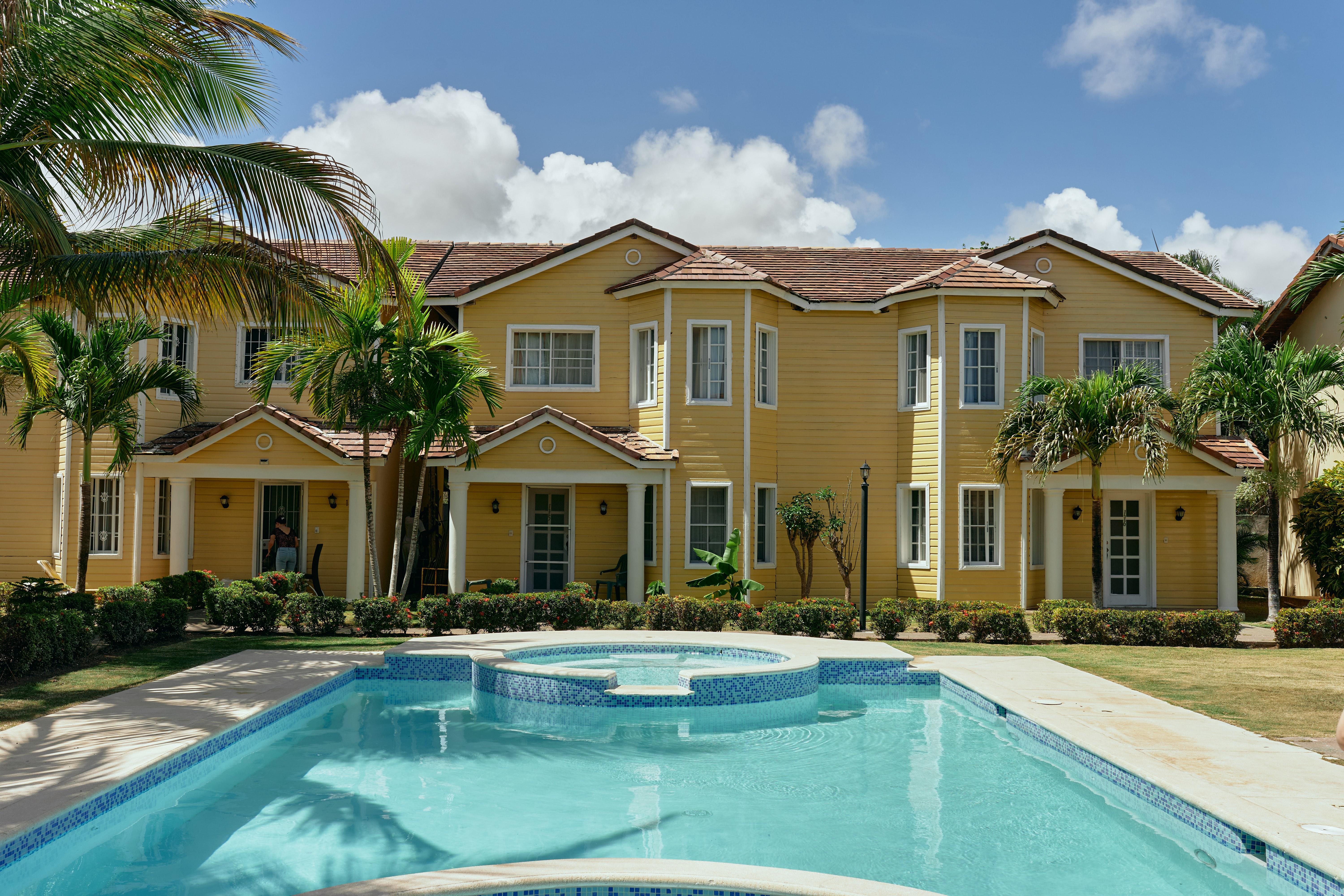Top Northwest Florida Pool Builder