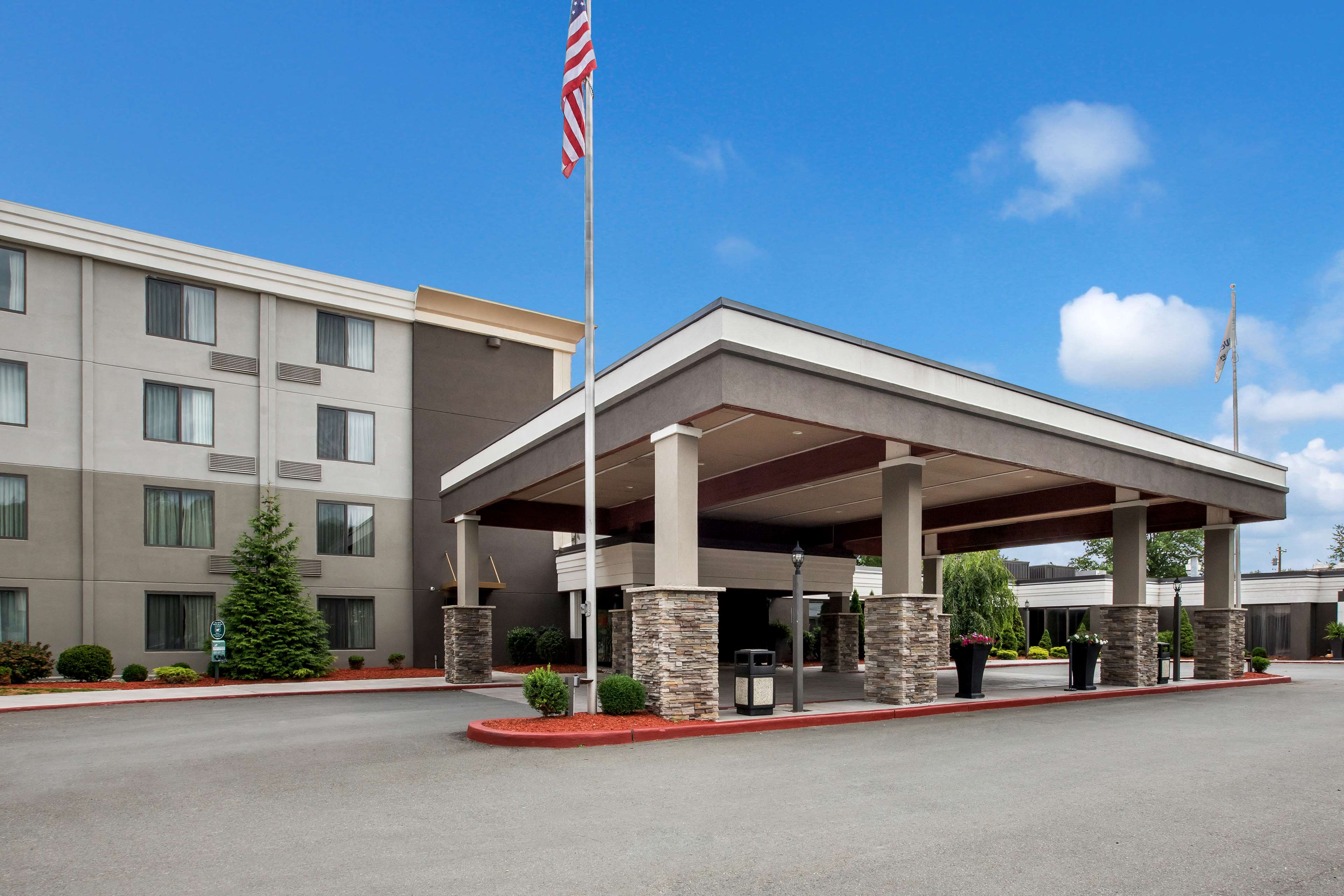 Best Western Hunt's Landing Hotel Matamoras/Milford, 120 ROUTES 6 & 209 ...