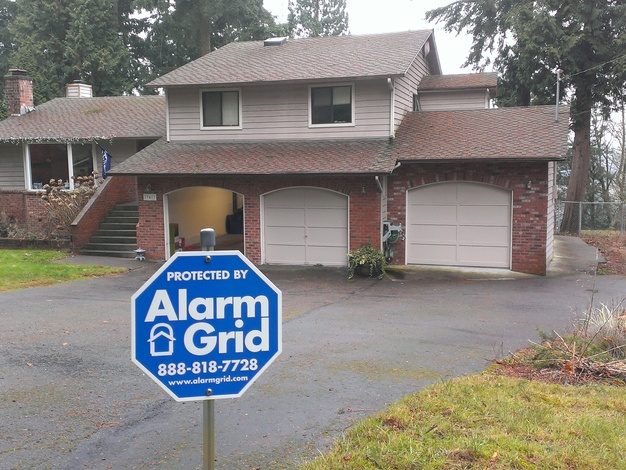 "We had an alarm during a weekend vacation.... The police were at my house within 5 minutes of the alarm sounding." -Matt B. from Woodinville, WA