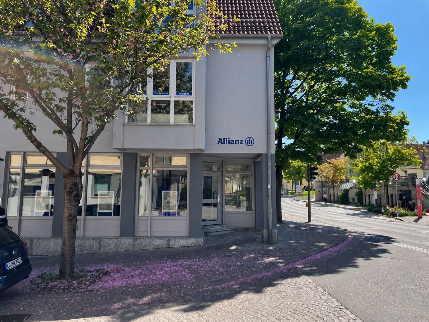 Allianz Hauptvertretung Florian Gräßle, Brunnenstraße 2 in Sachsenheim