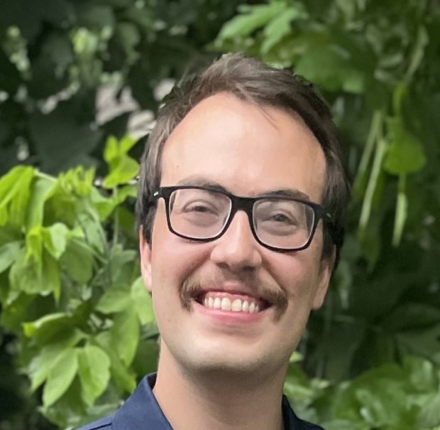 Images Daniel Visel, Counselor