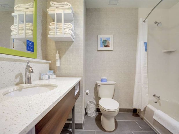 Images Hampton Inn and Suites Williamstown Ark Encounter