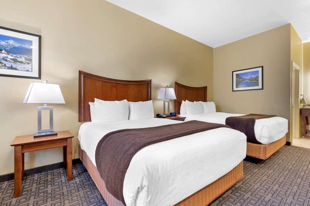 Images Best Western Plus Swiss Chalet Hotel & Suites