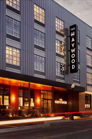 Images The Haywood El Dorado, Tapestry Collection by Hilton