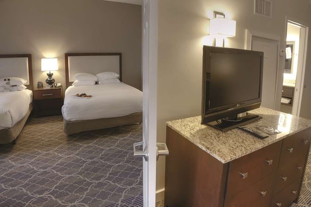 Images DoubleTree Suites by Hilton at The Battery Atlanta