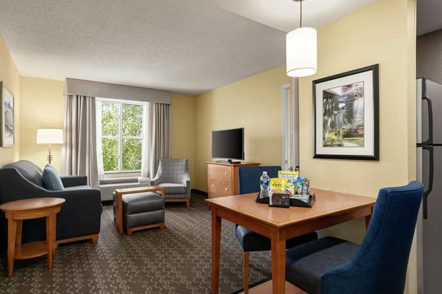 Images Homewood Suites by Hilton Allentown-Bethlehem Airport