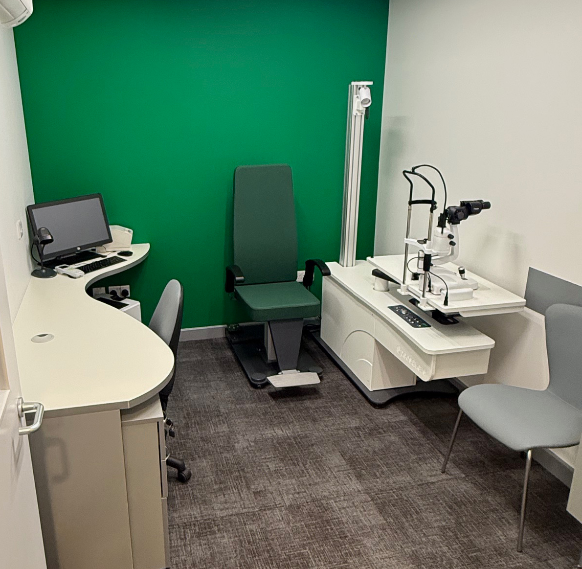 Images Specsavers Opticians and Audiologists - Johnstone
