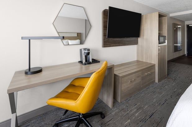 Images Holiday Inn Express & Suites Newberry by IHG