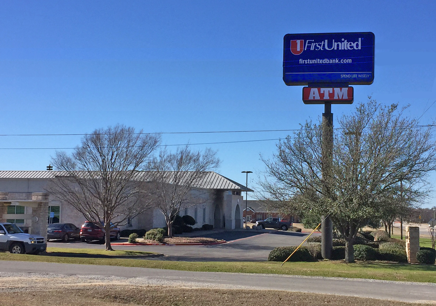 First United Bank - Pottsboro - exterior