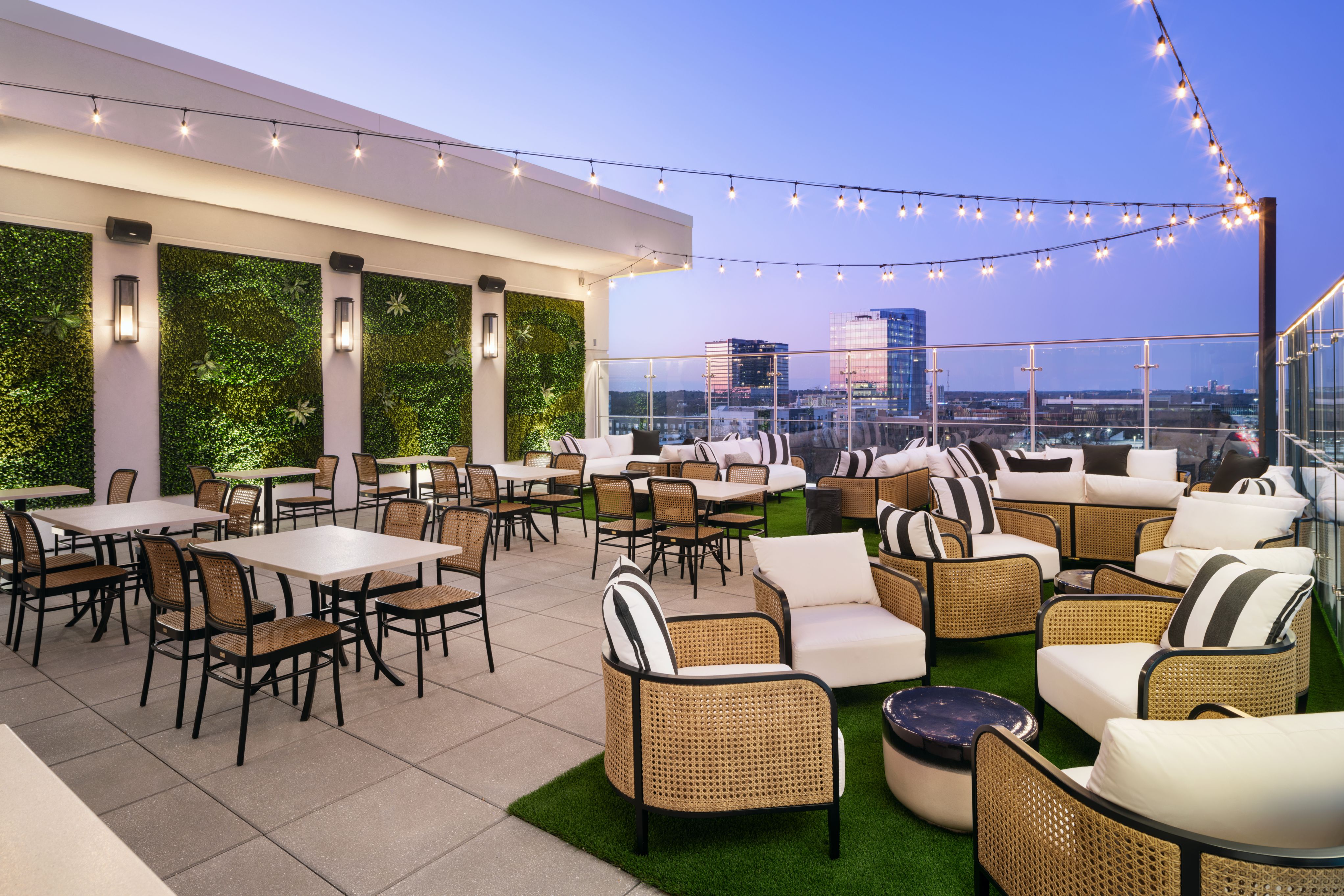 Urban Oak Rooftop Bar & Lounge Image