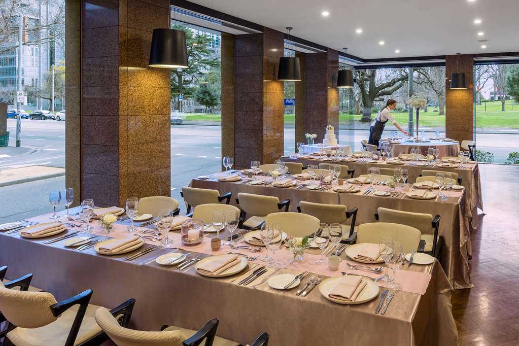 Images Radisson Hotel on Flagstaff Gardens Melbourne