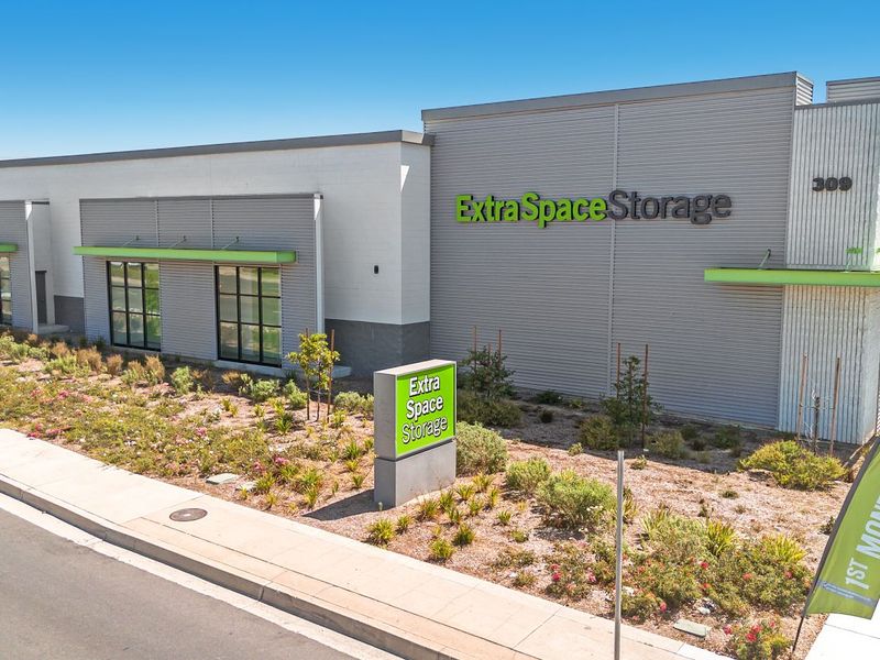 Images Extra Space Storage