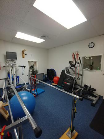 Images HLINC.PHYSICAL THERAPY/HAYDEE LEMOS INC