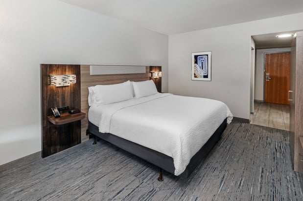 Images Holiday Inn Express & Suites Vicksburg by IHG